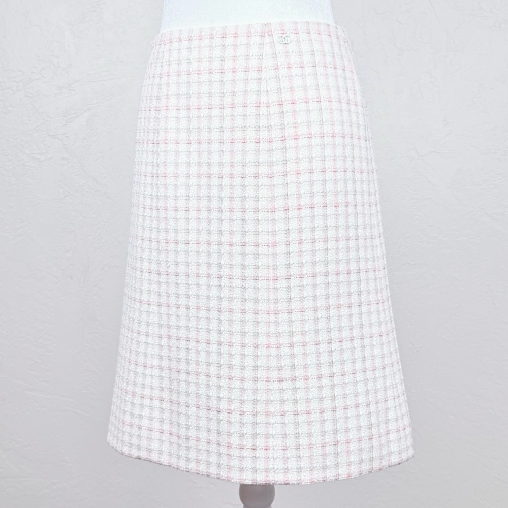 Chanel 04C 2004 Cruise Resort Ivory Fantasy Tweed B2364 Skirt Size 36 FR 4 US - Picture 3 of 16
